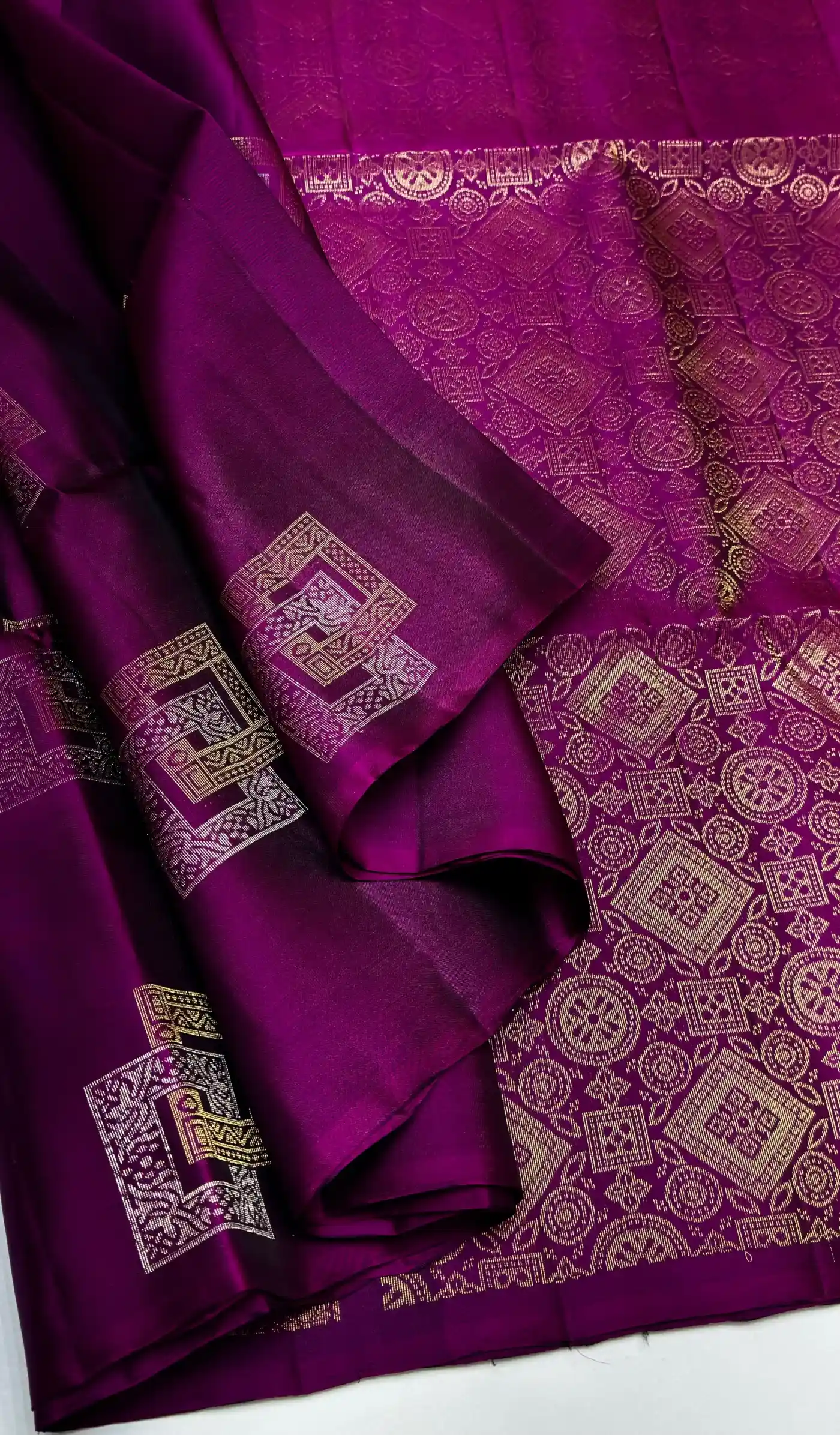 Kanchipuram Geometric Box and Square Zari Motifs Soft Silk Saree